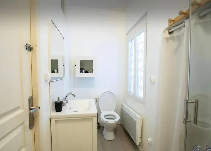 Lägenhet Le Farges-st Roch-2 Chambres-laconciergeriebynina